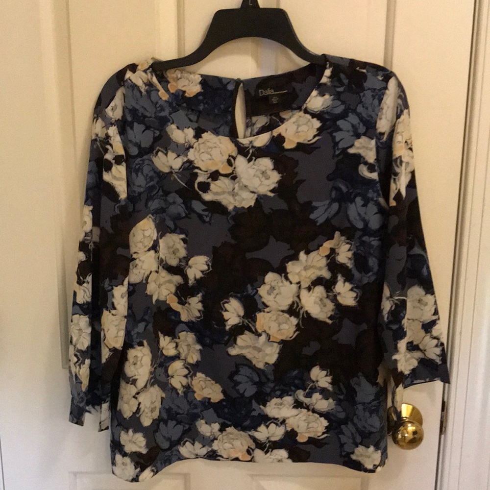 Dahlia floral blouse